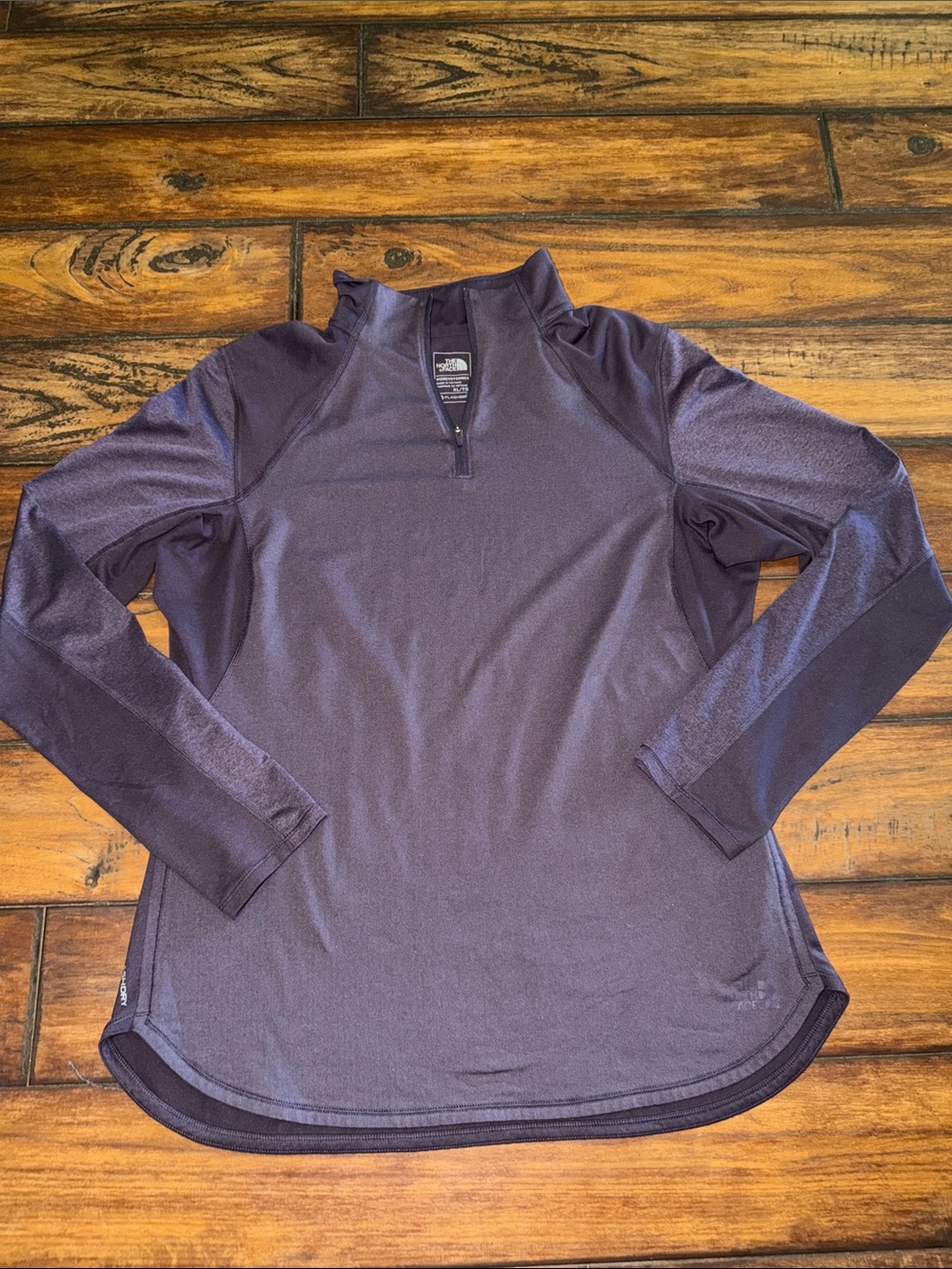 The North Face Women's Long Sleeve Quarter-Zip Top - Deep Purple-Like New